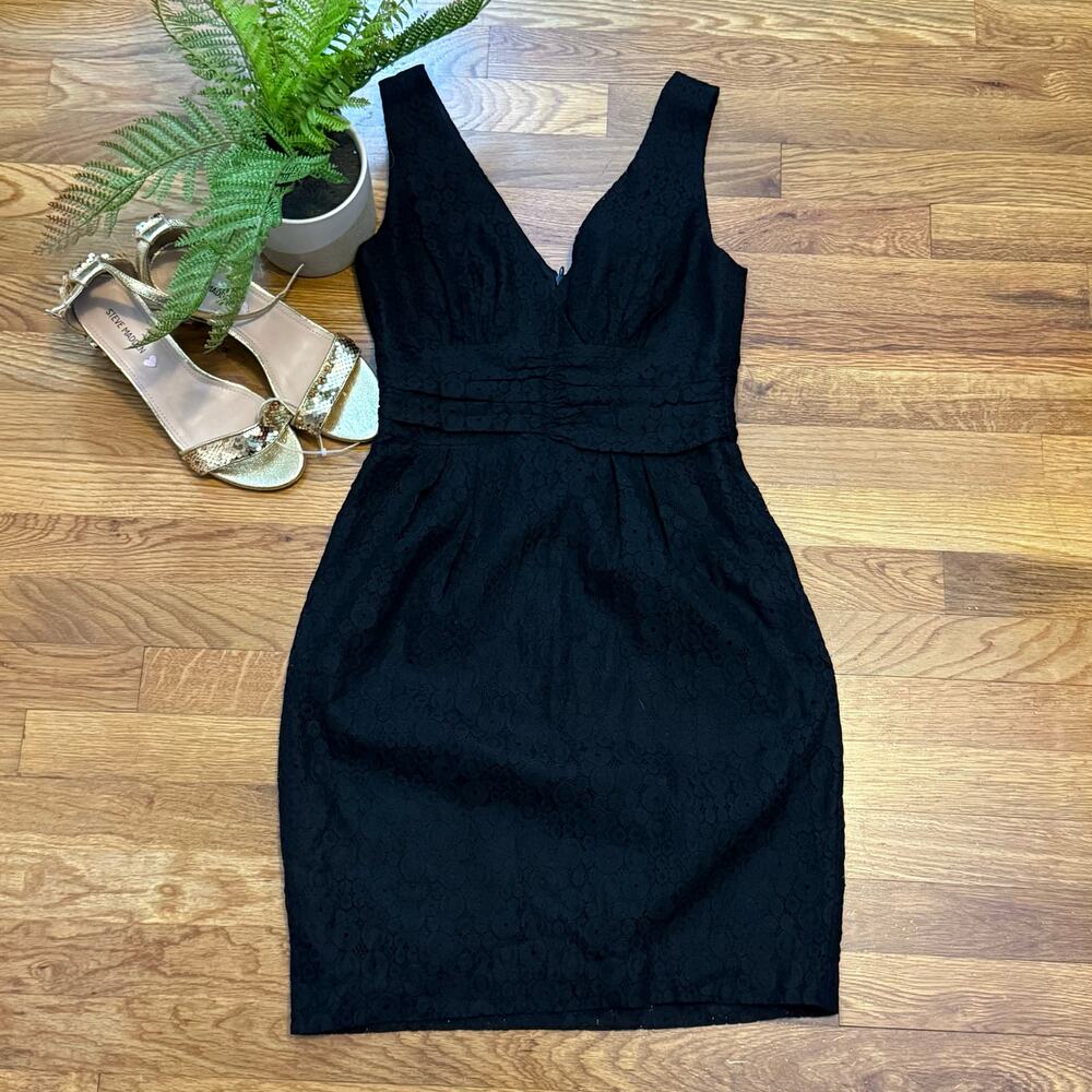 Trina Turk Women’s 2 Black Lace V-neck Plunging Mini Dress Ruffle Cocktail Party
